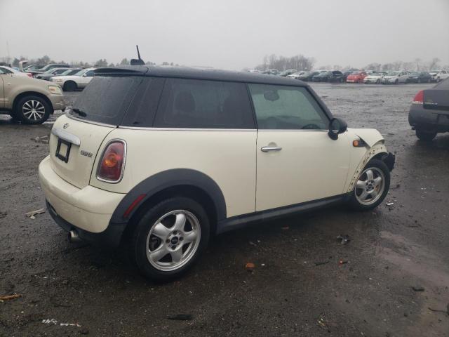 Photo 2 VIN: WMWMF3C51ATZ65648 - MINI COOPER 