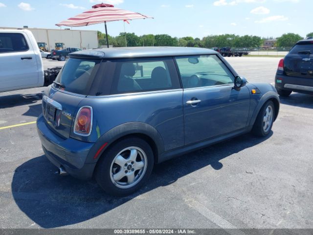 Photo 3 VIN: WMWMF3C51ATZ65679 - MINI COOPER 