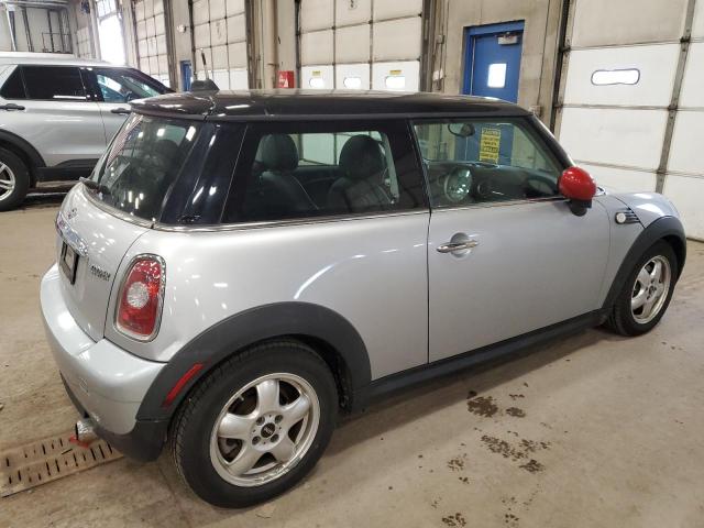 Photo 2 VIN: WMWMF3C51ATZ66282 - MINI COOPER 