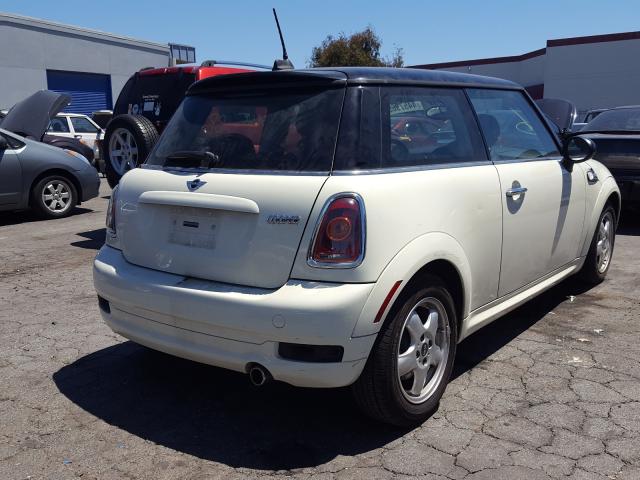 Photo 3 VIN: WMWMF3C51ATZ67397 - MINI COOPER 