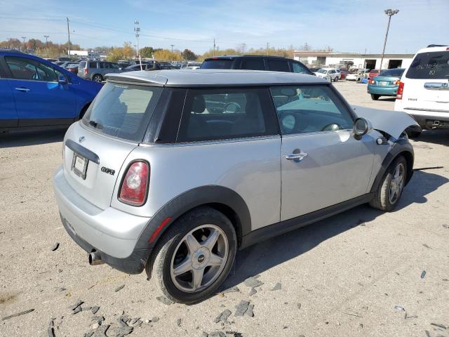 Photo 2 VIN: WMWMF3C52ATU79298 - MINI COOPER 