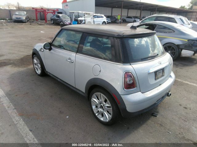 Photo 2 VIN: WMWMF3C52ATZ24848 - MINI COOPER HARDTOP 