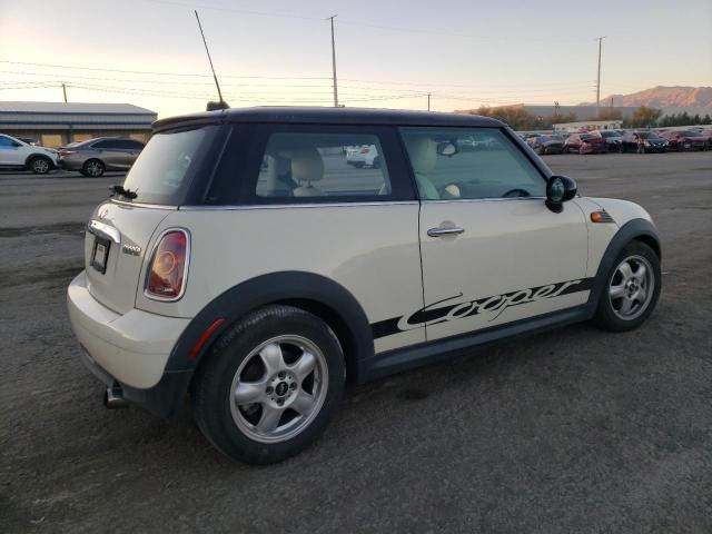 Photo 2 VIN: WMWMF3C52ATZ64296 - MINI COOPER 