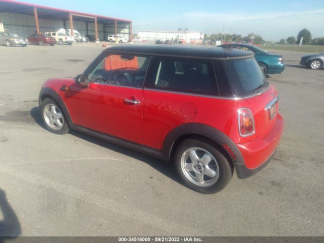 Photo 2 VIN: WMWMF3C52ATZ64721 - MINI COOPER HARDTOP 