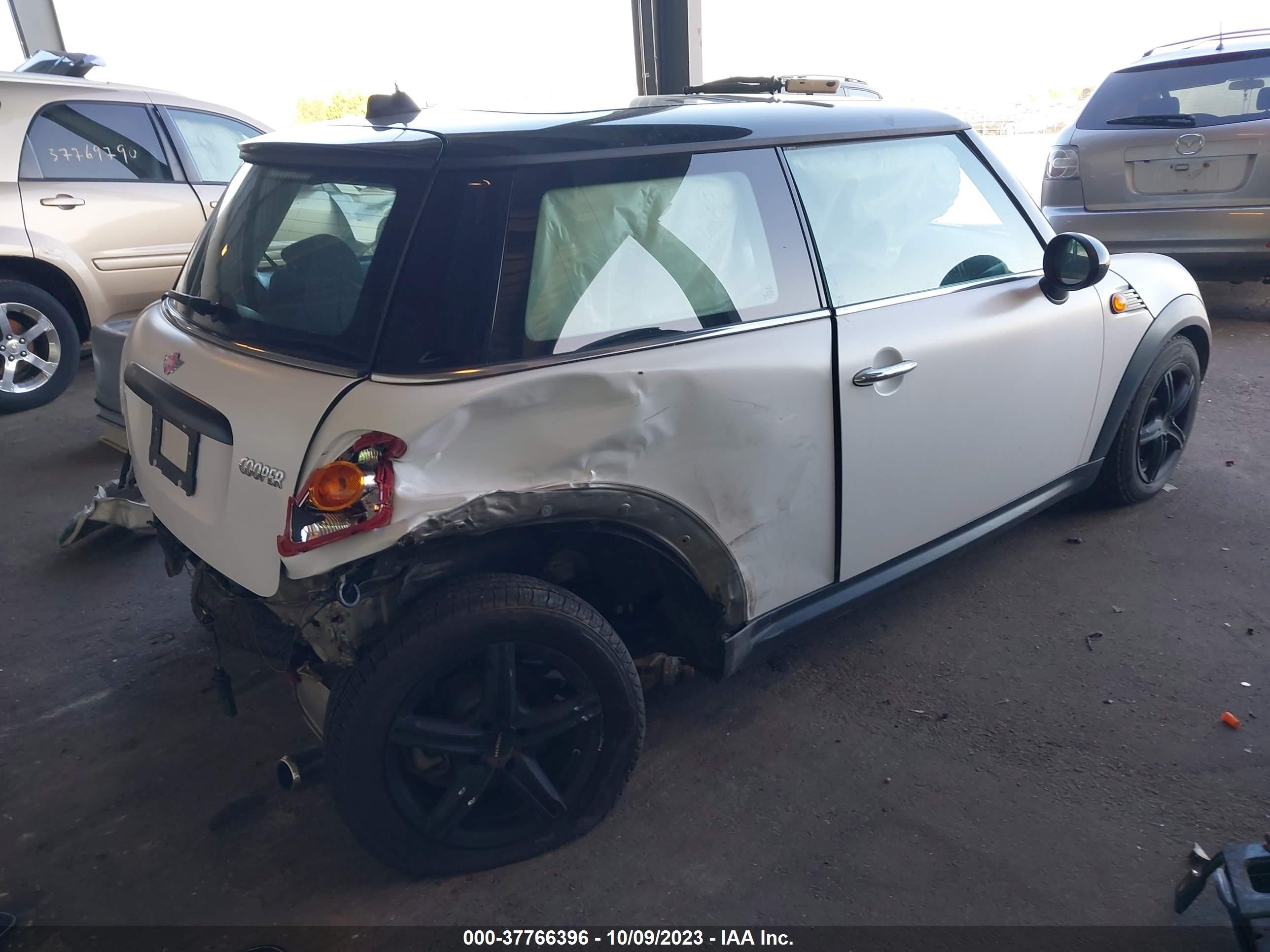 Photo 3 VIN: WMWMF3C52ATZ65111 - MINI HARD TOP 