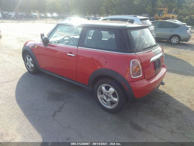 Photo 2 VIN: WMWMF3C52ATZ65934 - MINI COOPER HARDTOP 