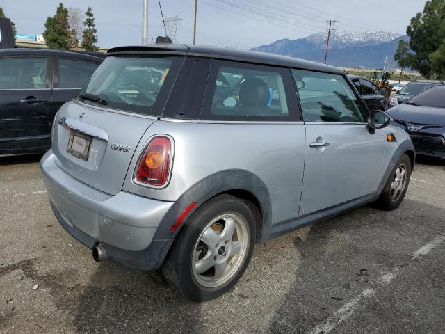 Photo 2 VIN: WMWMF3C52ATZ66209 - MINI COOPER 