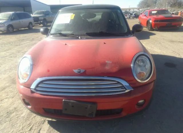 Photo 5 VIN: WMWMF3C52ATZ66999 - MINI COOPER HARDTOP 