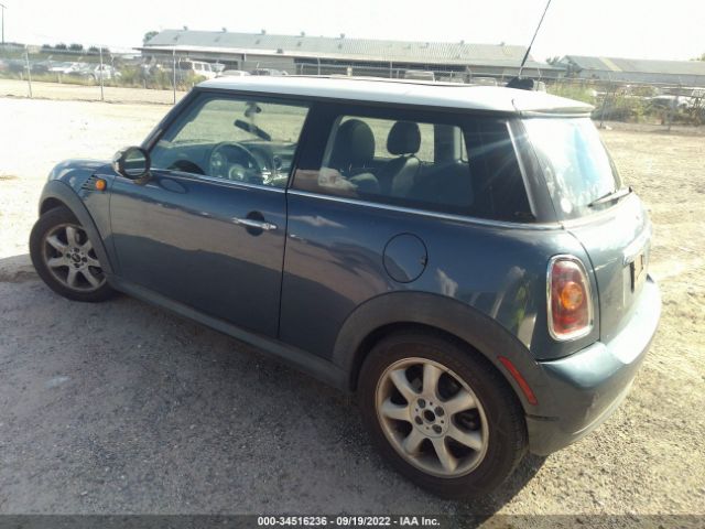 Photo 2 VIN: WMWMF3C52ATZ67120 - MINI COOPER HARDTOP 