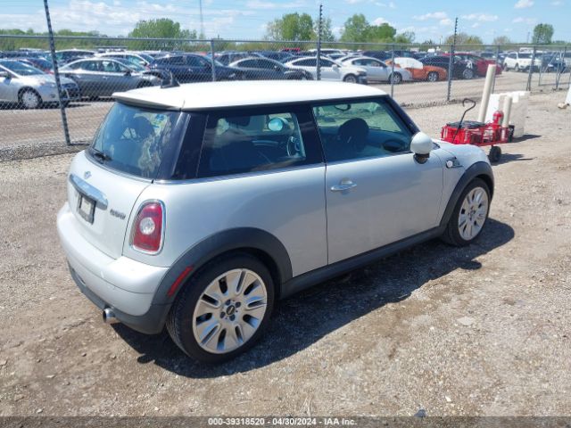 Photo 3 VIN: WMWMF3C53ATU77611 - MINI COOPER 