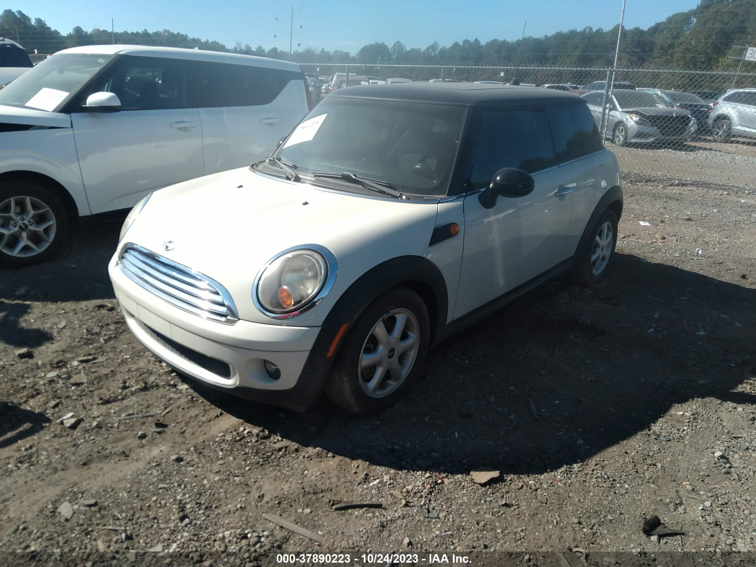 Photo 1 VIN: WMWMF3C53ATZ23384 - MINI HARD TOP 