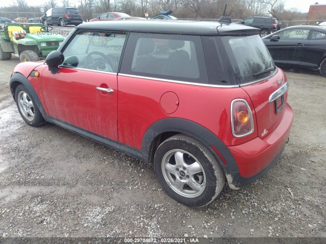 Photo 2 VIN: WMWMF3C53ATZ23577 - MINI COOPER HARDTOP 