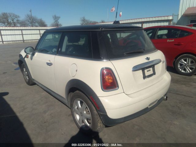 Photo 2 VIN: WMWMF3C53ATZ23806 - MINI COOPER HARDTOP 