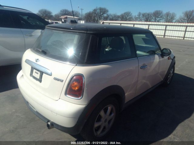 Photo 3 VIN: WMWMF3C53ATZ23806 - MINI COOPER HARDTOP 