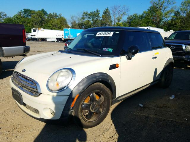 Photo 1 VIN: WMWMF3C53ATZ24017 - MINI COOPER 