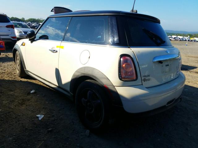 Photo 2 VIN: WMWMF3C53ATZ24017 - MINI COOPER 