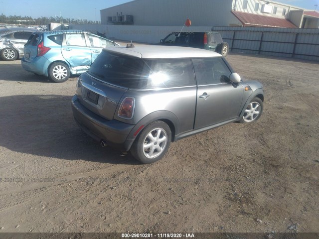 Photo 3 VIN: WMWMF3C53ATZ67143 - MINI COOPER HARDTOP 