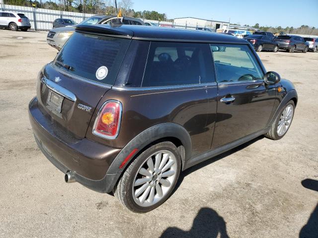 Photo 2 VIN: WMWMF3C54ATU77312 - MINI COOPER 