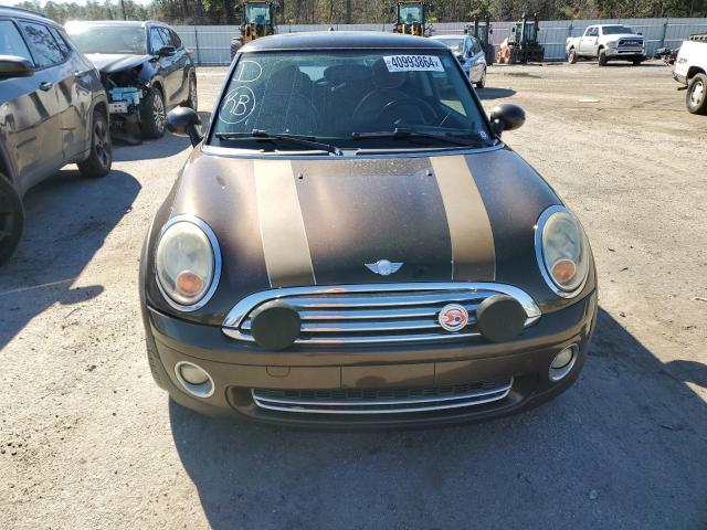 Photo 4 VIN: WMWMF3C54ATU77312 - MINI COOPER 