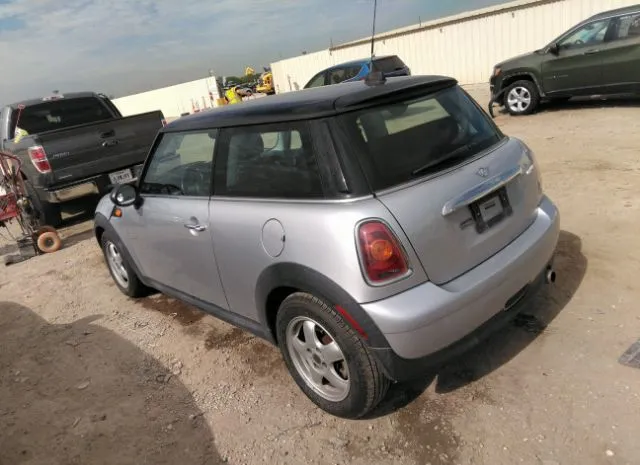 Photo 2 VIN: WMWMF3C54ATU78816 - MINI COOPER HARDTOP 