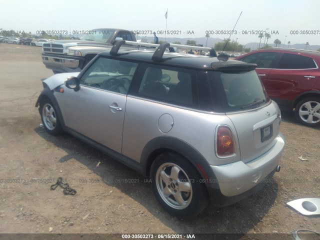 Photo 2 VIN: WMWMF3C54ATZ23152 - MINI COOPER HARDTOP 