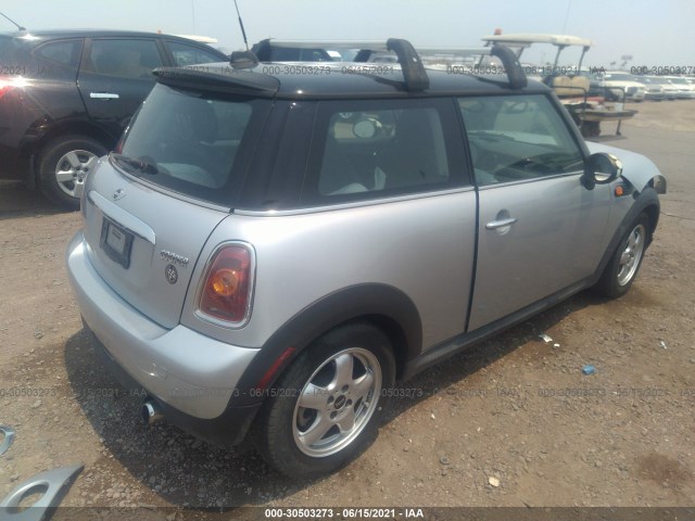 Photo 3 VIN: WMWMF3C54ATZ23152 - MINI COOPER HARDTOP 