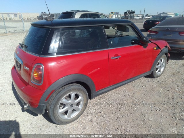 Photo 3 VIN: WMWMF3C54ATZ23541 - MINI COOPER HARDTOP 