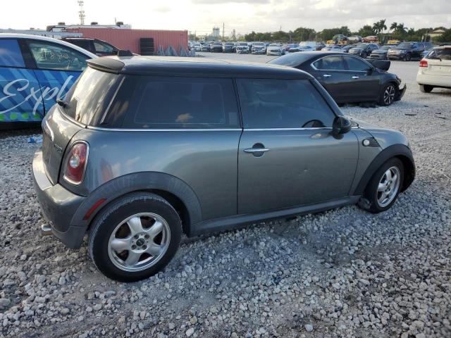 Photo 2 VIN: WMWMF3C54ATZ23717 - MINI COOPER 