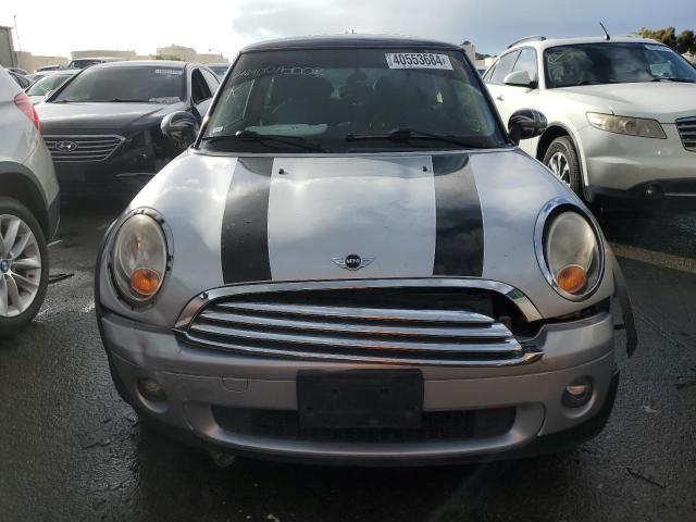 Photo 4 VIN: WMWMF3C54ATZ24642 - MINI COOPER 