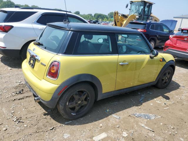 Photo 2 VIN: WMWMF3C54ATZ27654 - MINI COOPER 