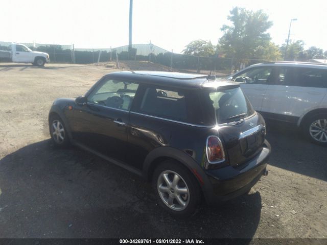 Photo 2 VIN: WMWMF3C54ATZ64087 - MINI COOPER HARDTOP 