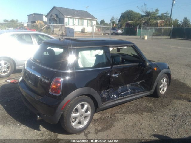 Photo 5 VIN: WMWMF3C54ATZ64087 - MINI COOPER HARDTOP 