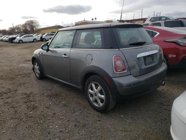 Photo 2 VIN: WMWMF3C54ATZ64252 - MINI COOPER 