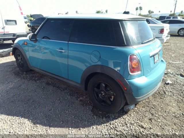 Photo 2 VIN: WMWMF3C55ATZ23922 - MINI COOPER HARDTOP 