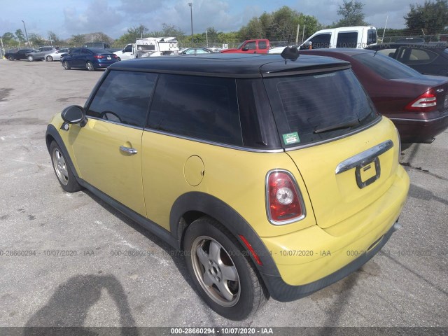 Photo 2 VIN: WMWMF3C55ATZ25931 - MINI COOPER HARDTOP 