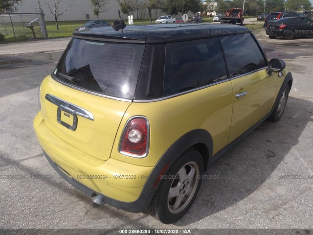 Photo 3 VIN: WMWMF3C55ATZ25931 - MINI COOPER HARDTOP 