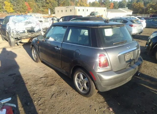 Photo 2 VIN: WMWMF3C55ATZ26187 - MINI COOPER HARDTOP 