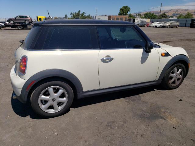 Photo 2 VIN: WMWMF3C55ATZ62140 - MINI COOPER 