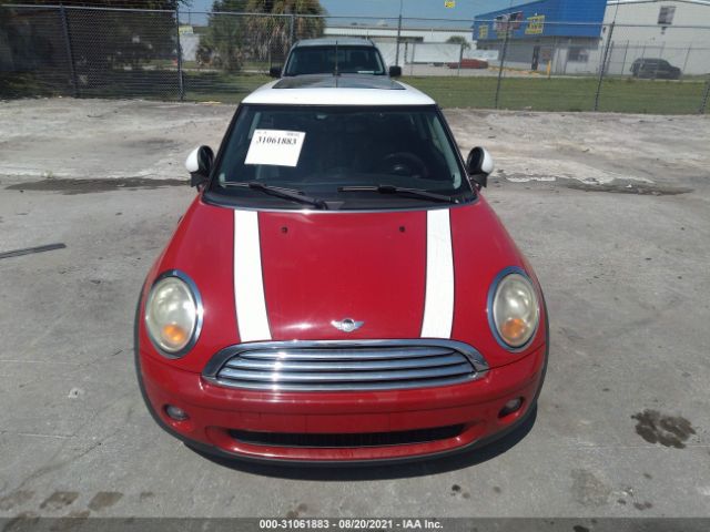 Photo 5 VIN: WMWMF3C55ATZ64048 - MINI COOPER HARDTOP 