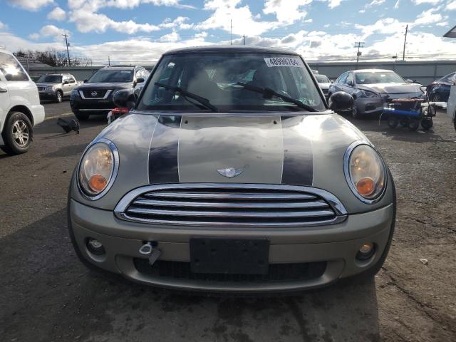 Photo 4 VIN: WMWMF3C56ATU79272 - MINI COOPER 