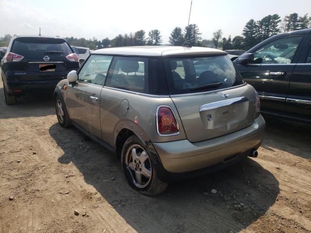 Photo 2 VIN: WMWMF3C56ATZ25226 - MINI COOPER 