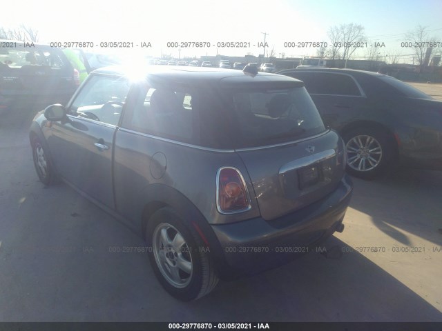 Photo 2 VIN: WMWMF3C56ATZ67203 - MINI COOPER HARDTOP 