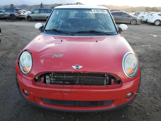 Photo 4 VIN: WMWMF3C57ATU77708 - MINI COOPER 