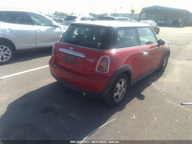 Photo 3 VIN: WMWMF3C57ATZ24098 - MINI COOPER HARDTOP 