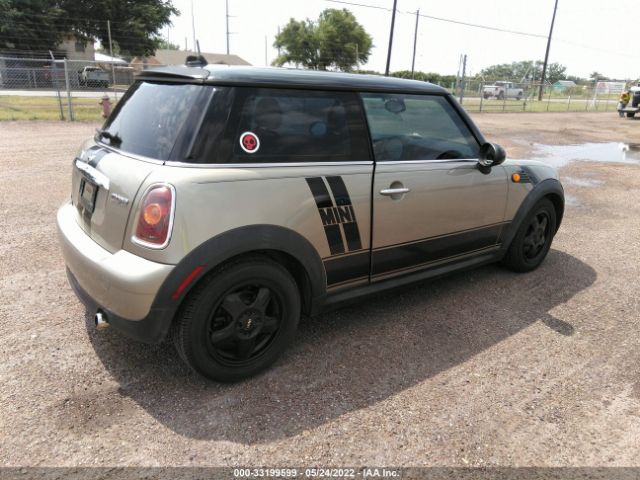 Photo 3 VIN: WMWMF3C57ATZ61278 - MINI COOPER HARDTOP 