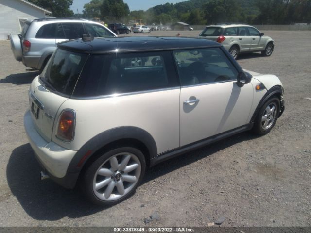 Photo 3 VIN: WMWMF3C57ATZ65234 - MINI COOPER HARDTOP 