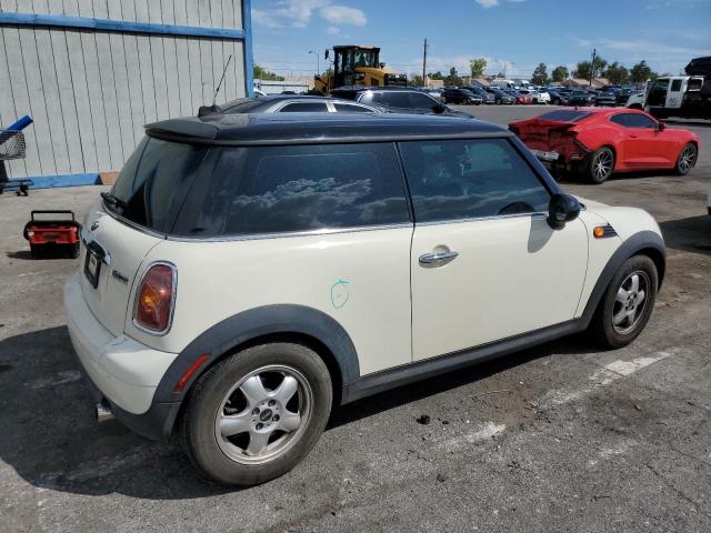 Photo 2 VIN: WMWMF3C58ATU78835 - MINI COOPER 