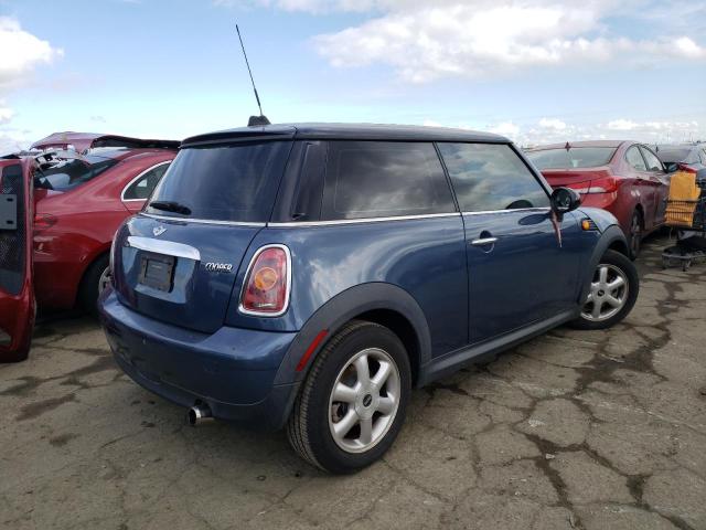 Photo 2 VIN: WMWMF3C58ATZ23865 - MINI COOPER 