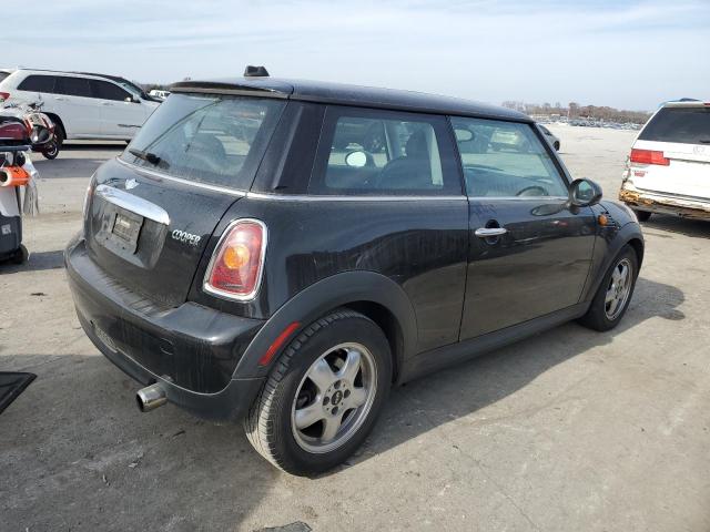 Photo 2 VIN: WMWMF3C58ATZ25289 - MINI COOPER 