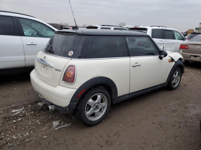 Photo 2 VIN: WMWMF3C58ATZ63556 - MINI COOPER 